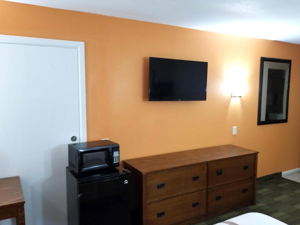 Bel Air Americas Best Value Inn Marshall מראה חיצוני תמונה