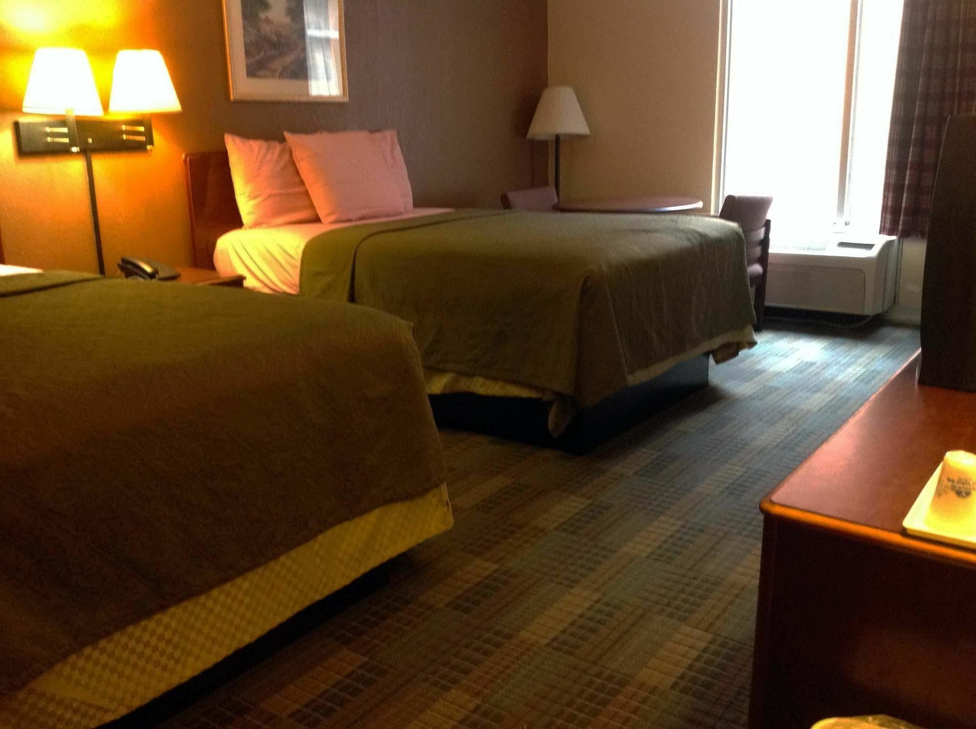 Bel Air Americas Best Value Inn Marshall מראה חיצוני תמונה